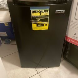 Compact Mini Refrigerator 