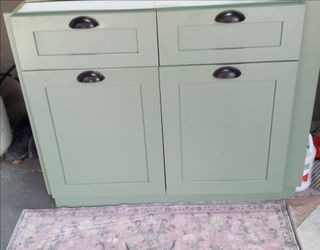 Kitchen button base cabinet plus one top cabinet. With soft closing doors -and big piece of granite excellent conditions-$250