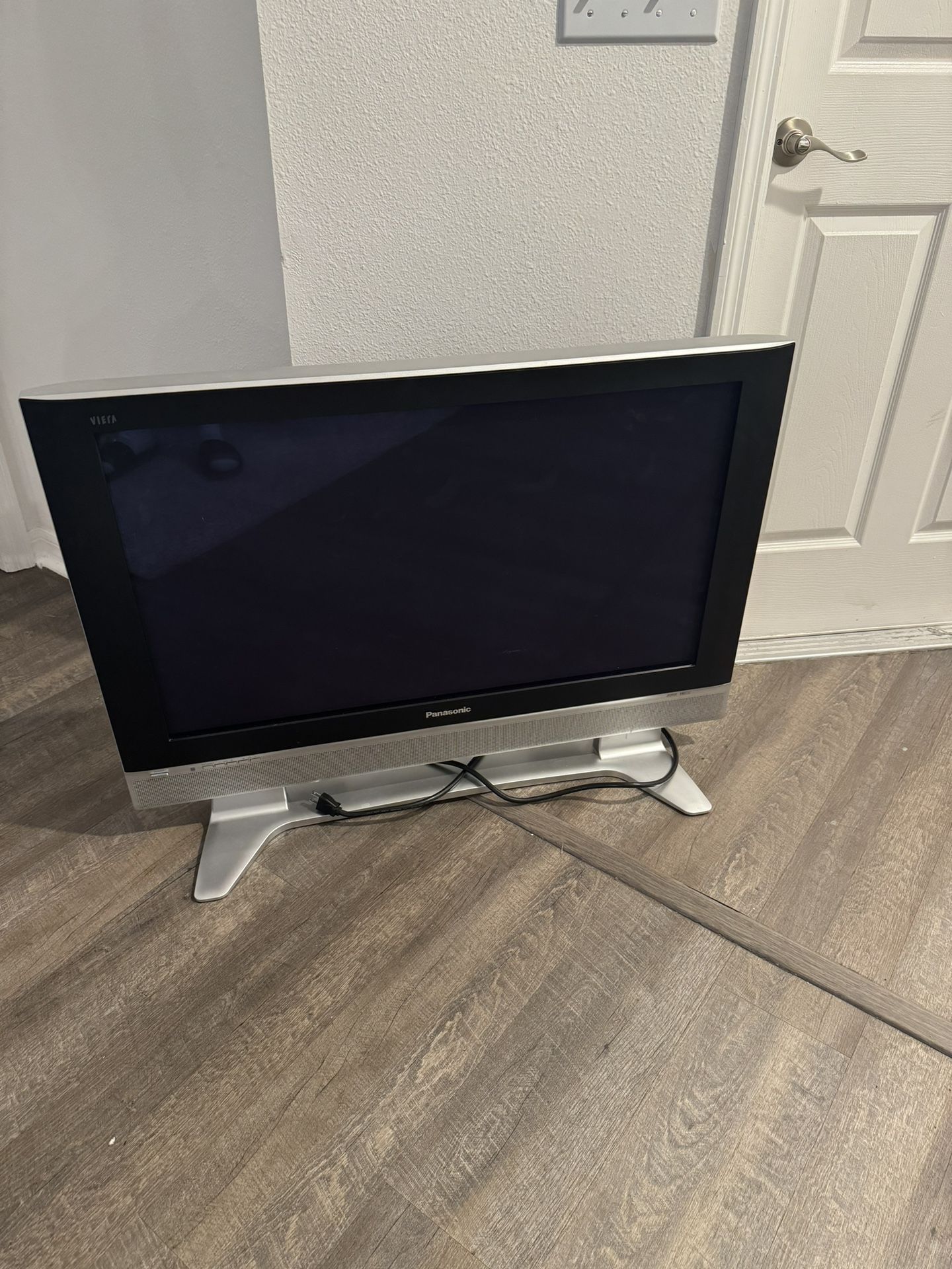 40 in. Panasonic TV