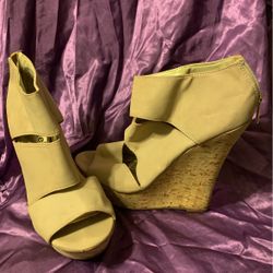 DollHouse Wedges