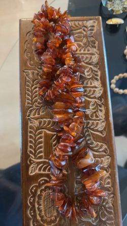 Vintage Amber-Colored Chip Bead Necklace