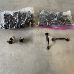Drawer Pulls And Handles