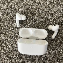 AirPod Pros 2 