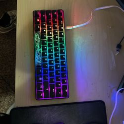 HyperX Gaming Keyboard And Razor Gaming House 