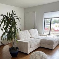 New 90x66 Sectional Couch / Free Delivery 