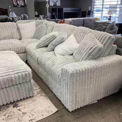 Huggggeee Oversized Sectional!!