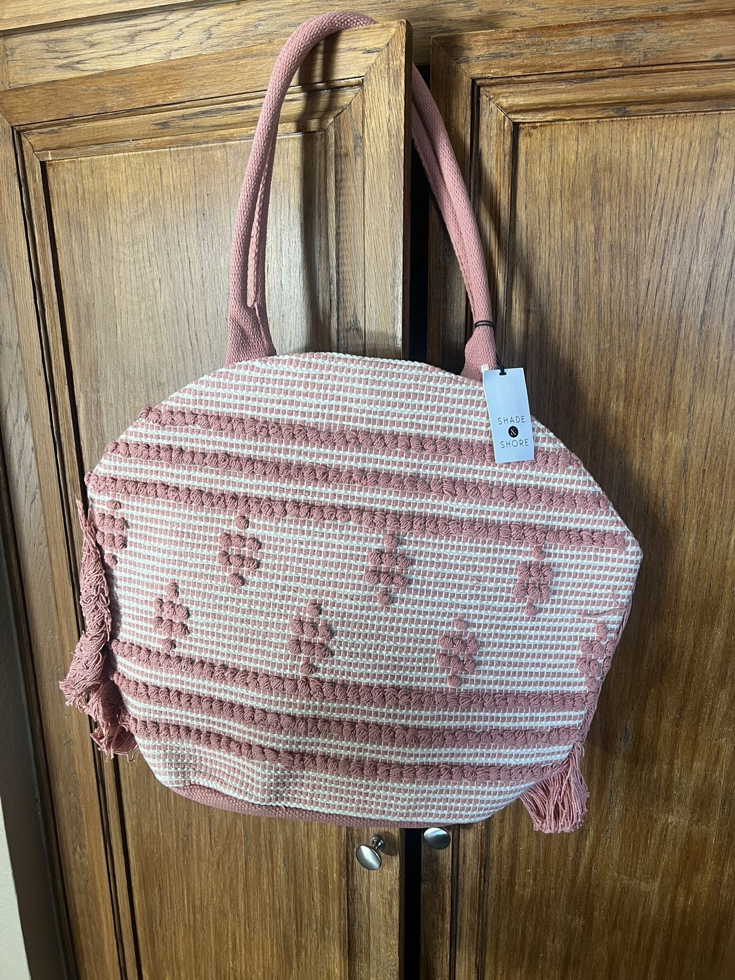 Shade & Shore Straw Fringe Tote Handbag Rose Pink