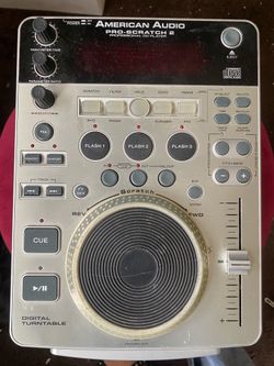 Pro scratcher DJ