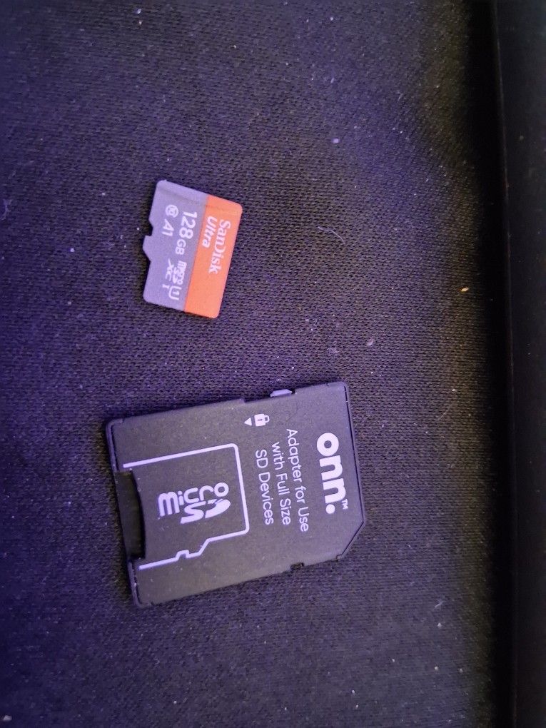 SD Card 128GB + Adapter