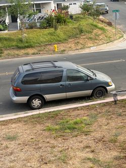 2000 Toyota Sienna