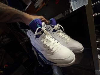 Grape 5s Jordans 8.5