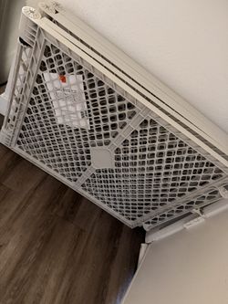 34 Ft Baby Gate