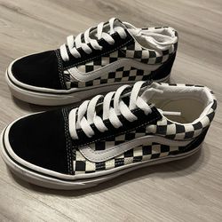 Kids vans off the wall shoes size 2