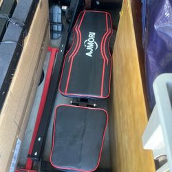 Weight lifting chair