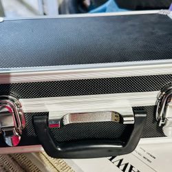 Breifcase Style