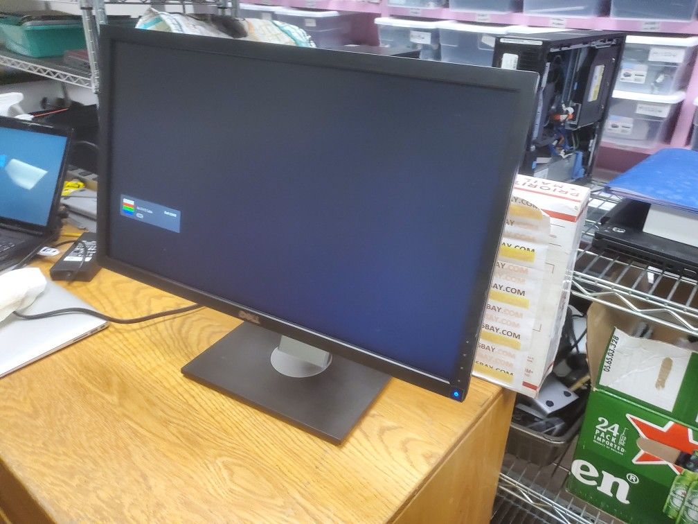 Dell G2410t 24" Widescreen LED Monitor 1920 x 1080 Grade A (w Stand and Cables) (D1039)
