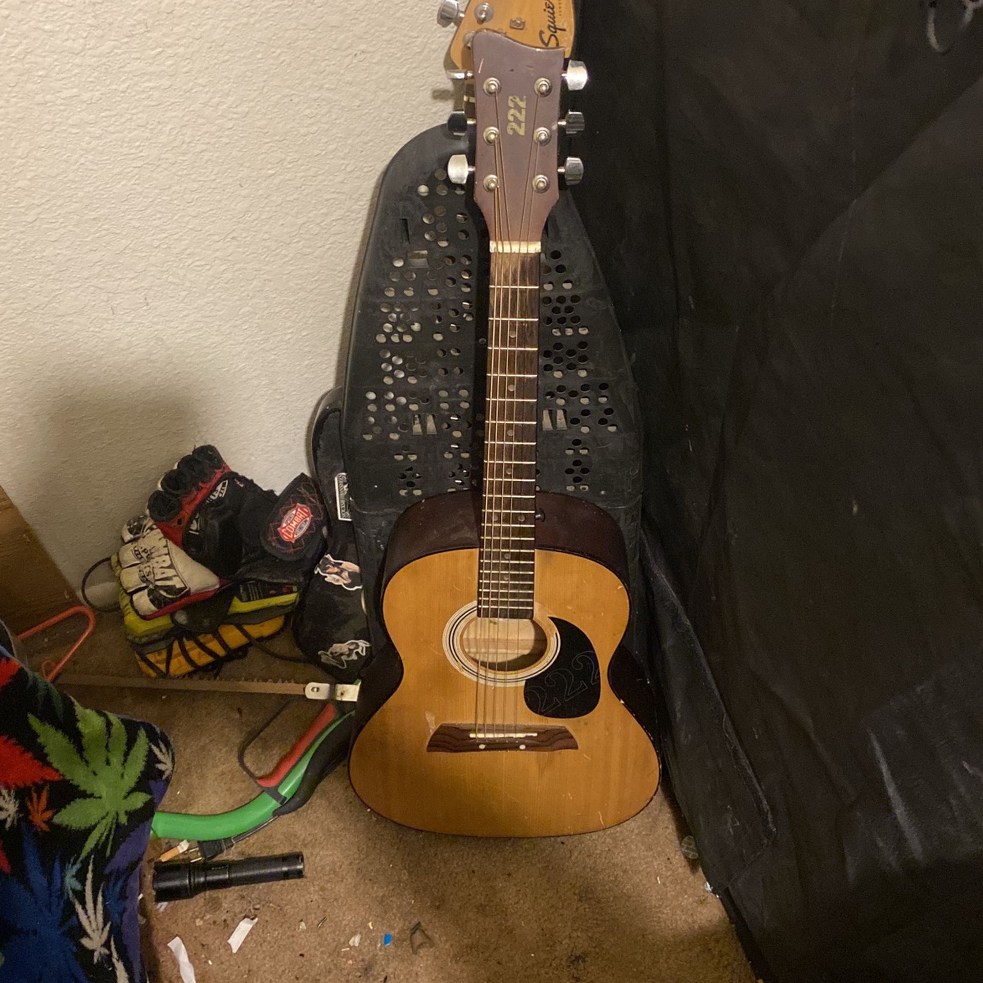 Autistic Guitari