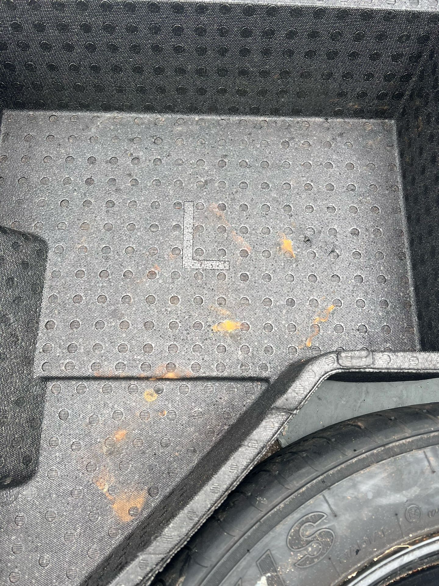 FORD EDGE TRUNK LEFT SIDE FOAM INSERT CARRIER STORAGE TRAY OEM 2015 - 2018