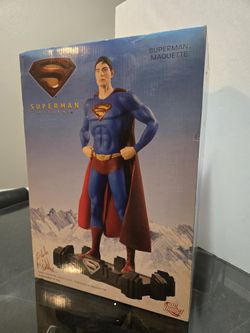 Superman Returns Movie Brandon Routh 13 1/2" Maquette DC Direct FACTORY SEAL