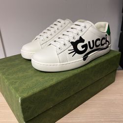 Gucci Shoes 