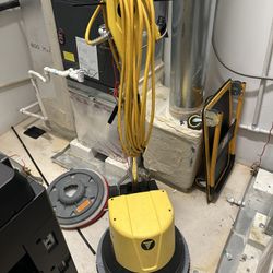Tornado Floor Scrubber