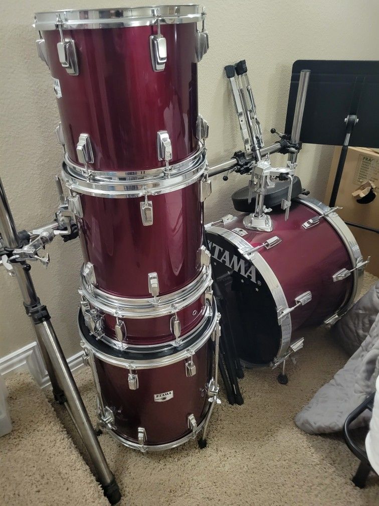 Tama Swingstar Drum Set With Stool
