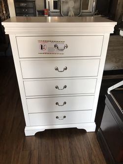 White chest