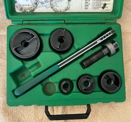 Greenlee Slug-Buster Conduit Punch Kit