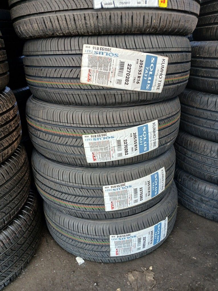 4 New Tires Installed/ 4 Llantas Nuevas Instaladas 205/55/16 Kumho Tires