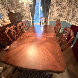 Beautiful Dining Set!