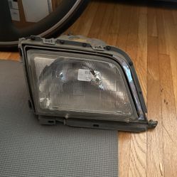 R129 Headlight Left