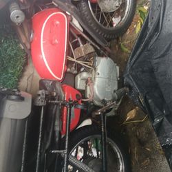 1970 Yamaha Vintage Enduro Bike