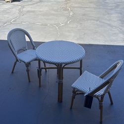 Kids Tommy Hilfiger woven table set chair