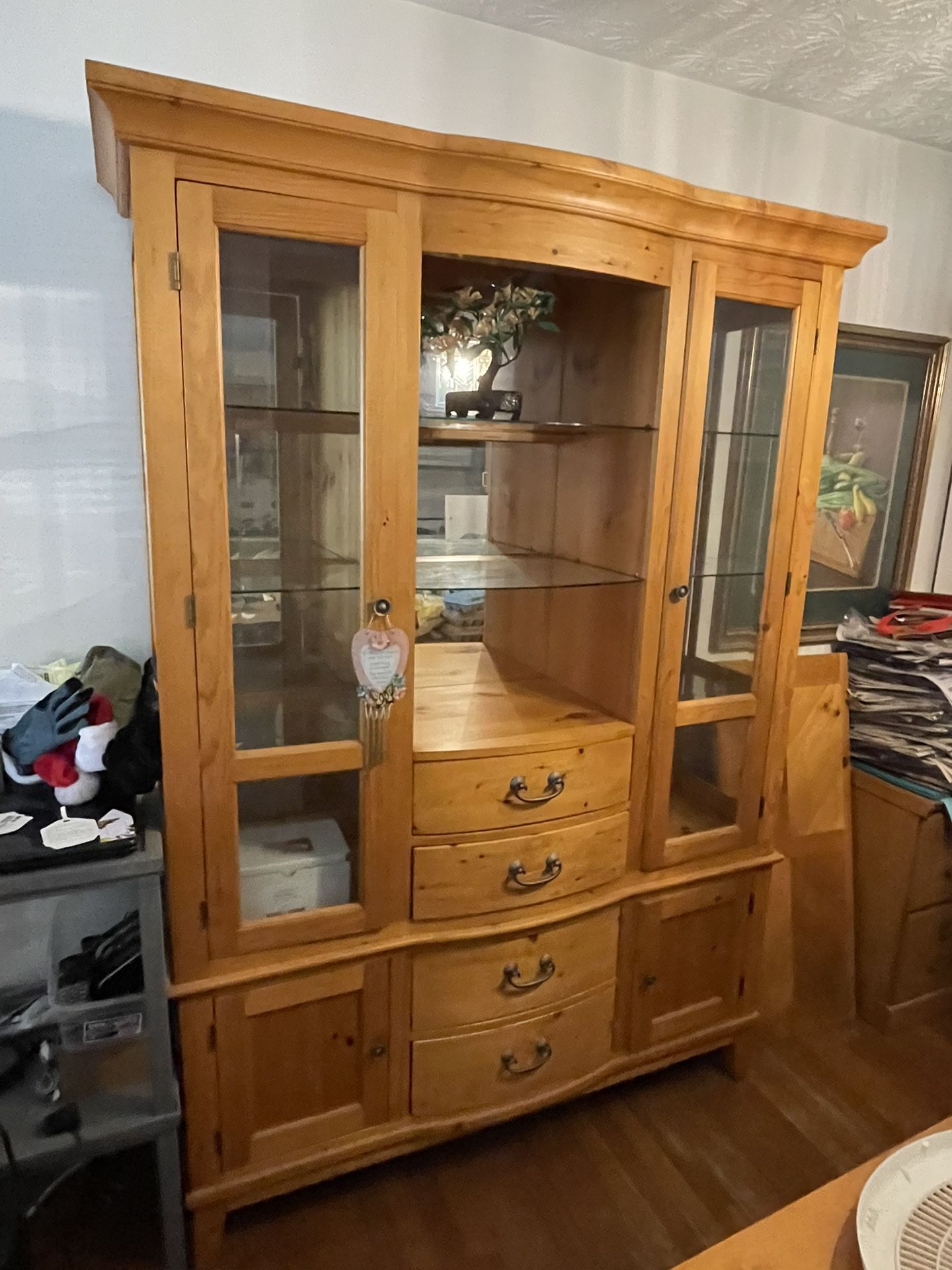 Dining Table With 6 Chairs And China Hutch