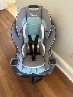 Graco Extend2fit Carseat