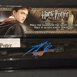 🔥Daniel Radcliffe autographed Illuminating Wand Beckett COA🔥