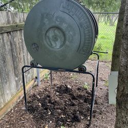 Free Compost Tumbler 