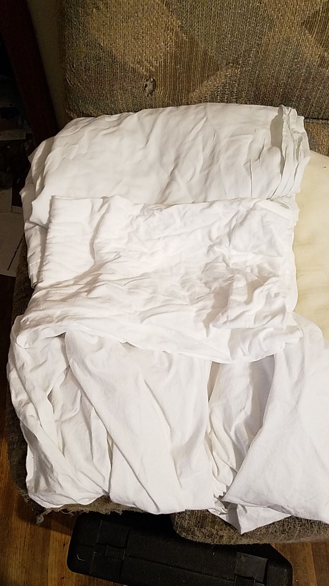 Twin bed set