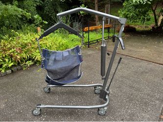 Drive Medical 13023SV Handicap Hydraulic Lift, With Sling Chains