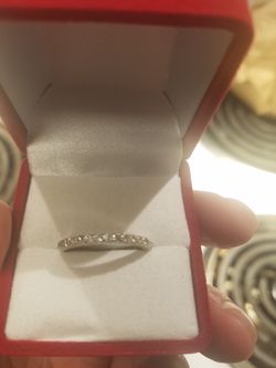 10 karat white gold ring