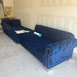 Comfy Couch With Pillows Included 