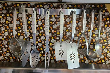 Vintage Ekco Flint Arrowhead kitchen utensils