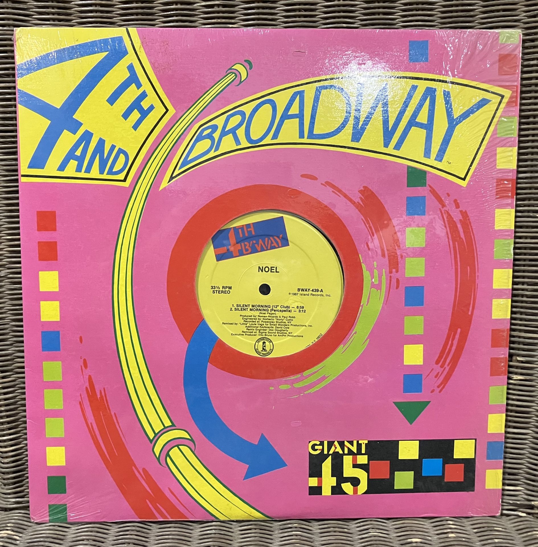 Noel “Silent Morning” 12” Single 