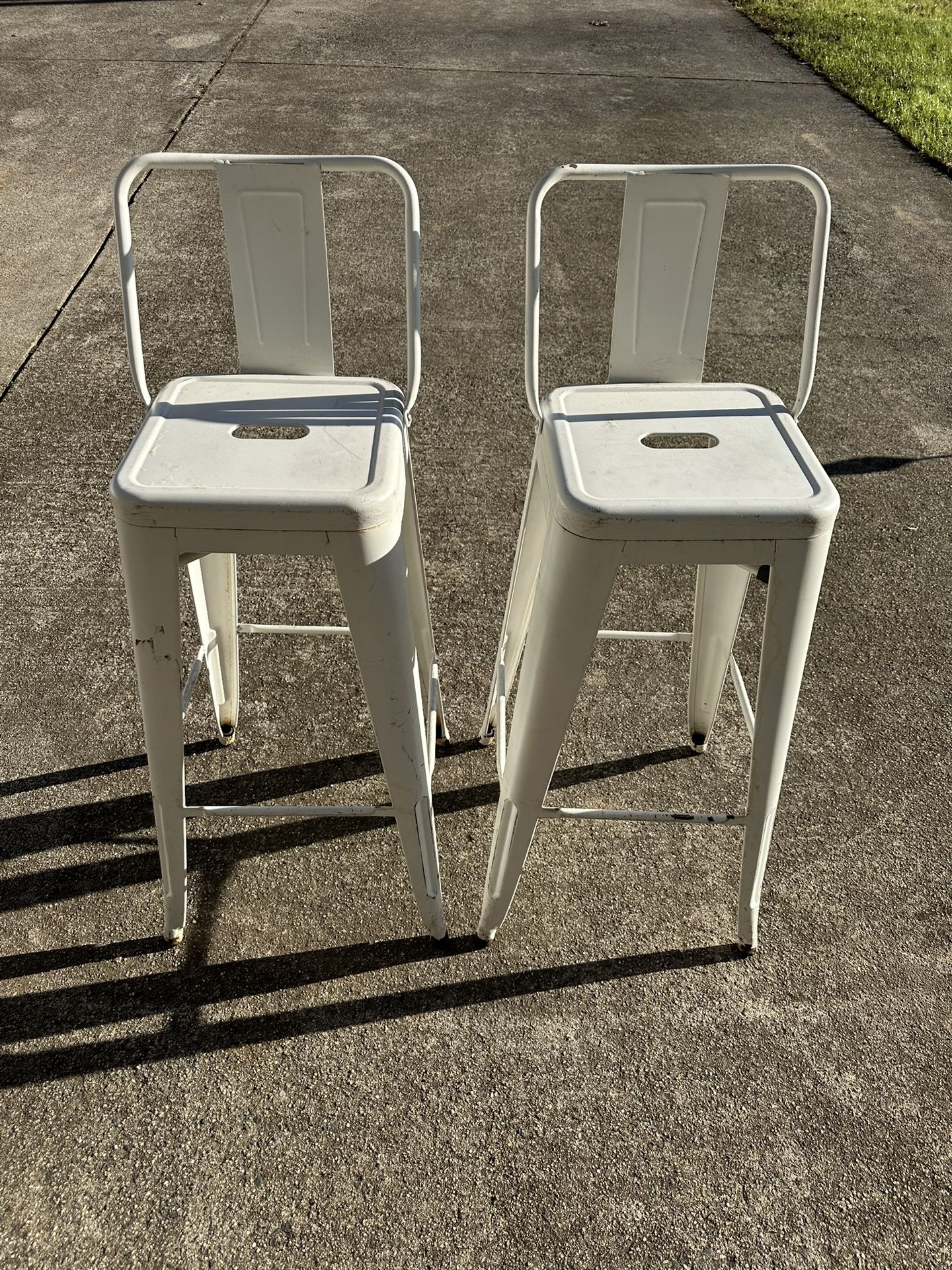 4 Metal Barstools