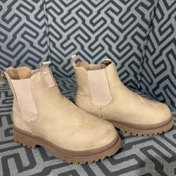 Cotton On Little Girls Boots In Size 11