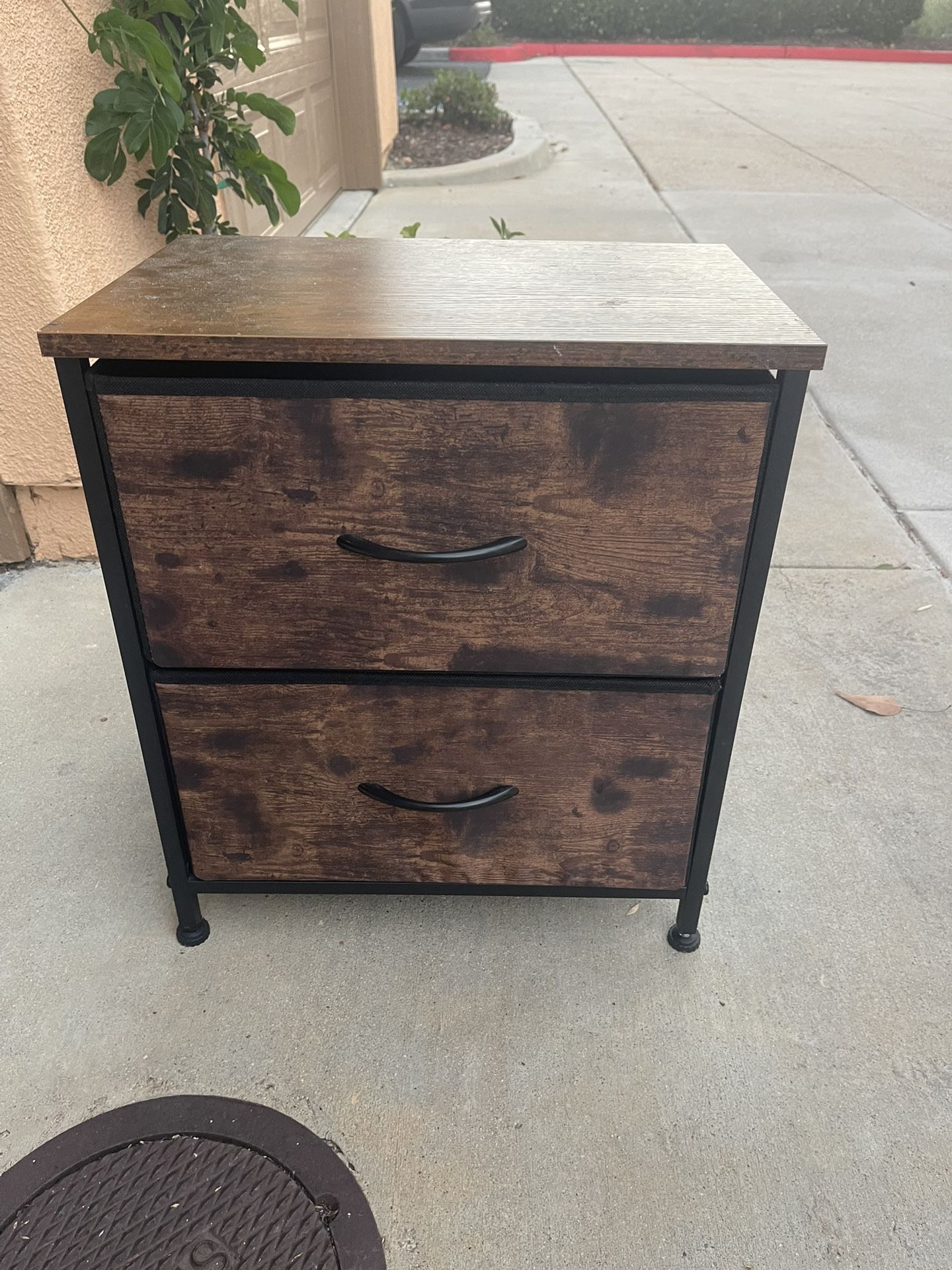 End Table/Night Stand