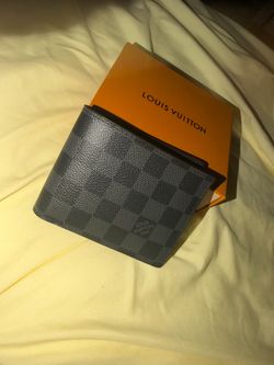 LV men wallet