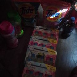 Laundry And Febreeze Plug In Refill Lot