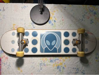 Alien workshop fade skateboard used