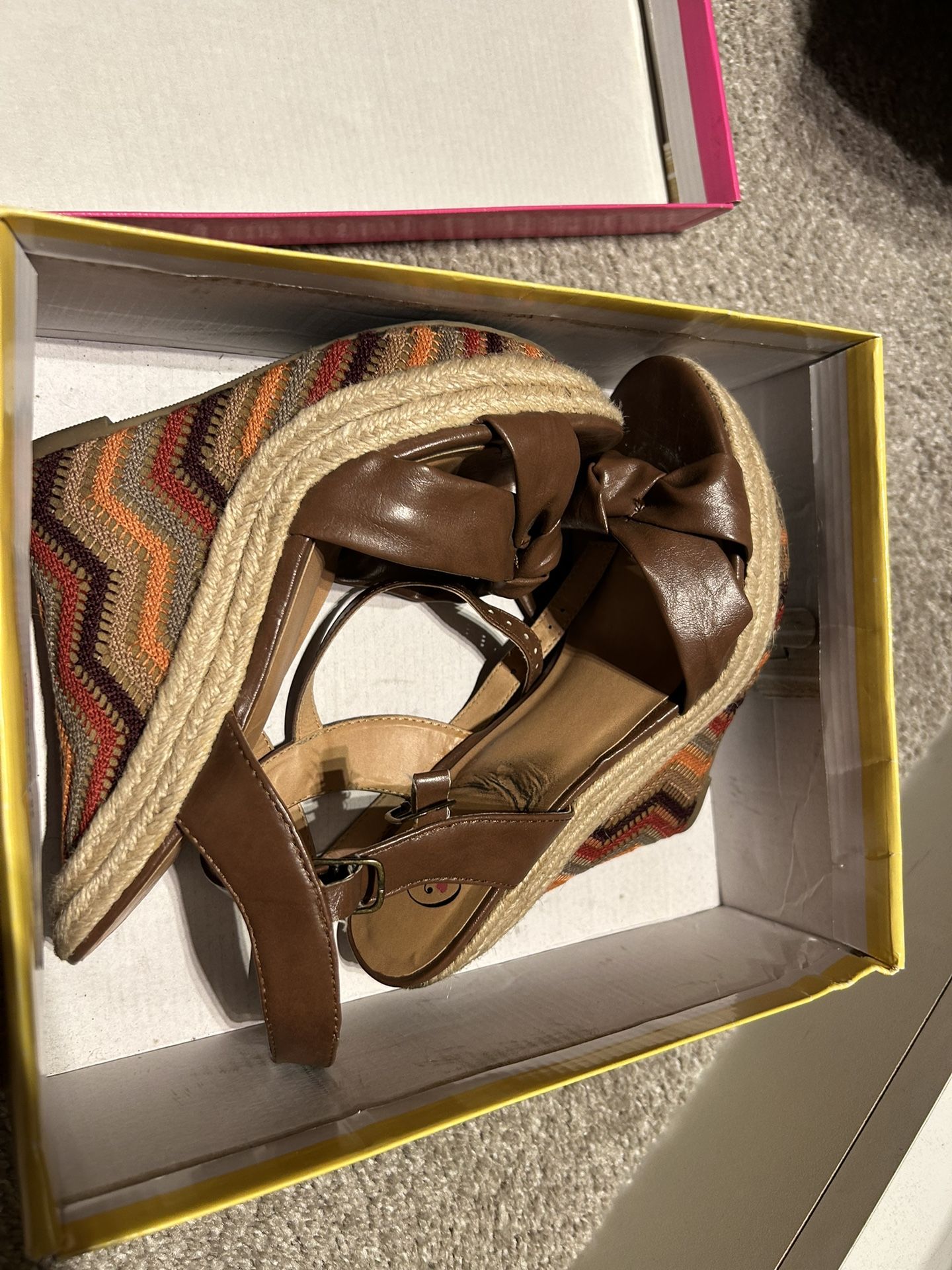 Boxes Of Shoes / Pumps/ Heels/ Wedges